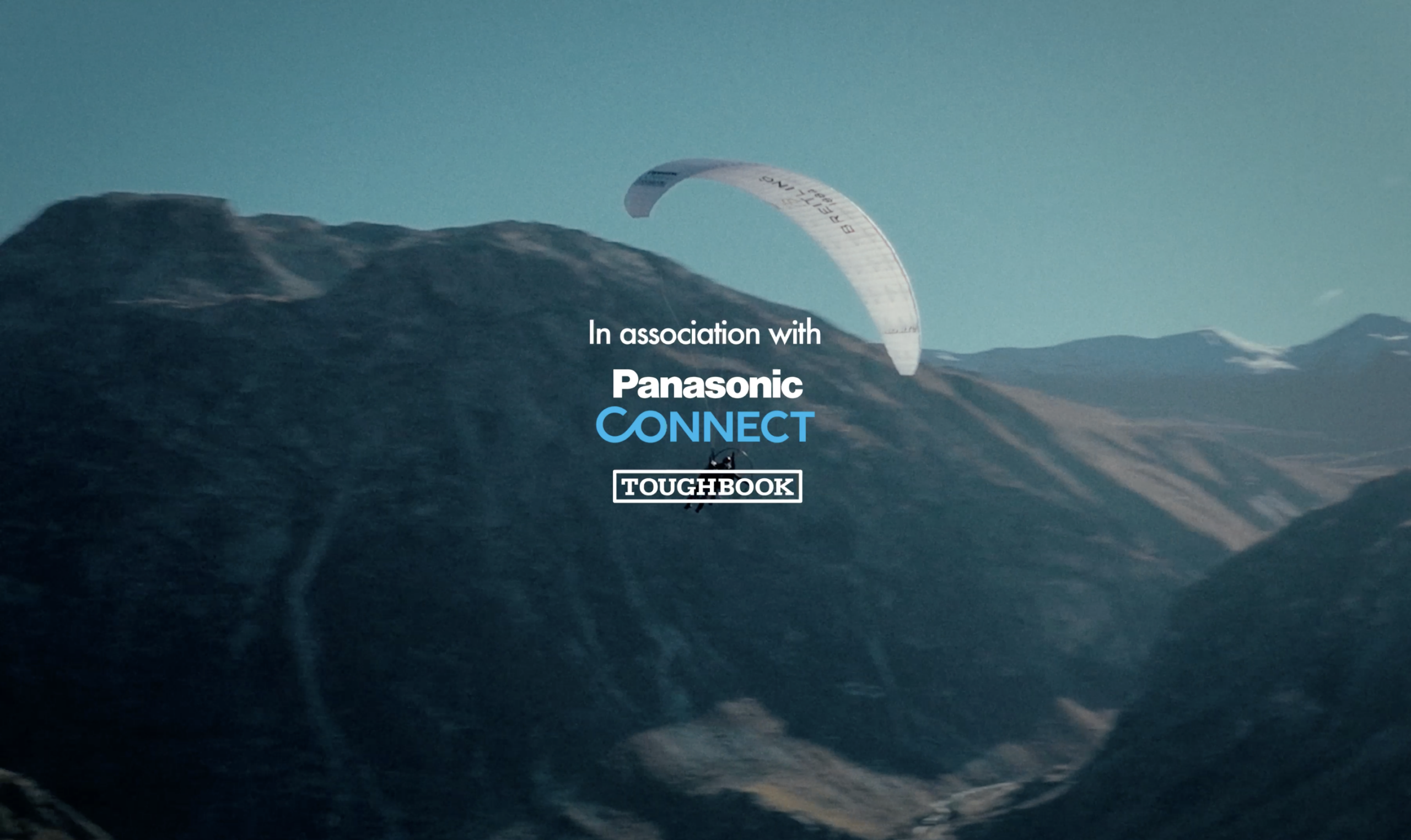松下 × 特纳兄弟 · 向天空出发